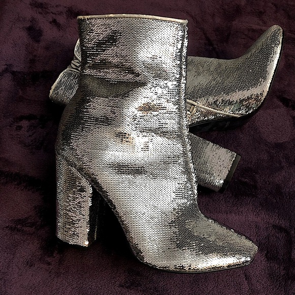 Kendall + Kylie Sequin Silver Booties - Picture 2 of 10